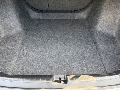 Used 2018 Honda Accord EX-L image 16
