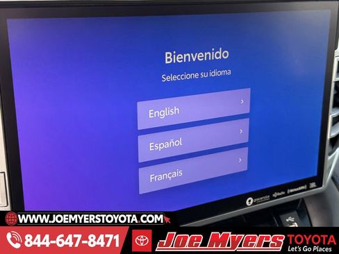 Used 2023 Toyota Tundra Platinum w/ Advanced Package image 18