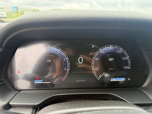 Used 2024 Jeep Grand Cherokee Altitude AWD/4WD image 39