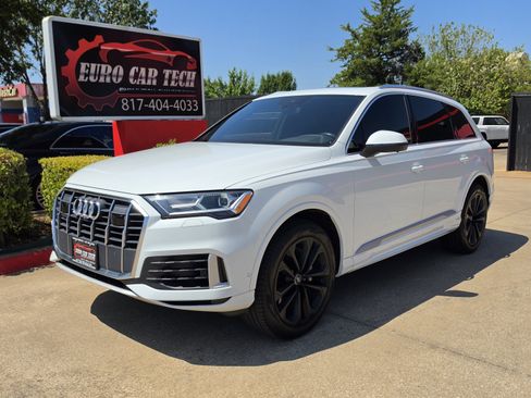 Used 2020 Audi Q7 3.0T Premium Plus w/ Premium Plus Package AWD/4WD image 1
