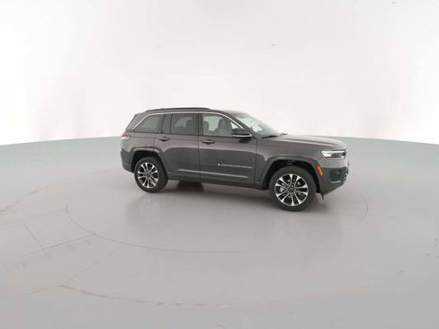 New 2025 Jeep Grand Cherokee Overland w/ Trailer Tow Package image 15