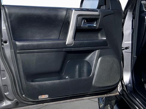Used 2022 Toyota 4Runner SR5 RWD image 21