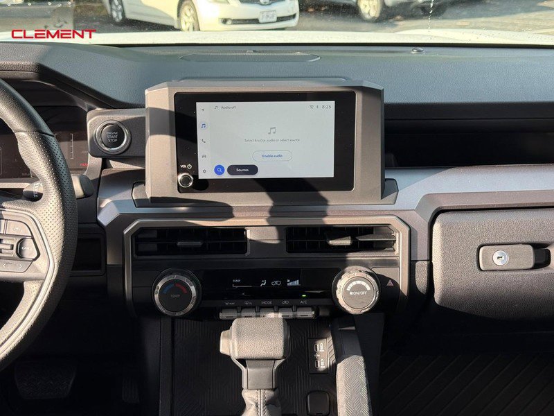 Used 2025 Toyota 4Runner SR5 AWD/4WD image 16