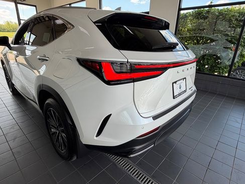 Used 2025 Lexus NX 350 AWD w/ Accessory Package (2T) image 3