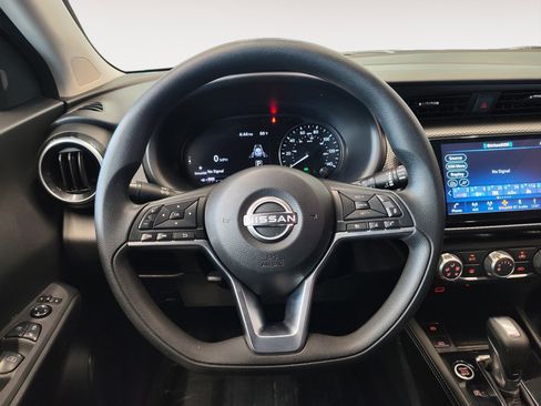 Certified 2024 Nissan Kicks SV image 15