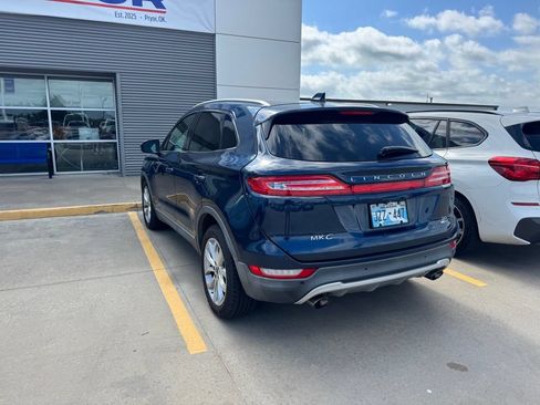 Used 2016 Lincoln MKC Select w/ Select Plus Package FWD image 3