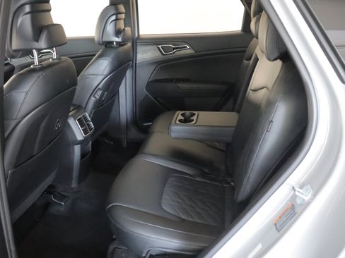Used 2024 Kia Sportage X-Pro Prestige AWD/4WD image 9