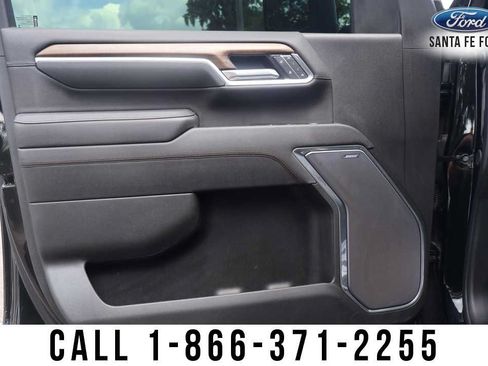 Used 2025 Chevrolet Silverado 2500 High Country w/ High Country Premium Package AWD/4WD image 18