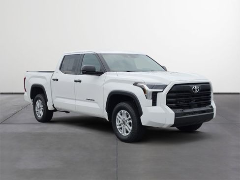 Used 2024 Toyota Tundra SR5 AWD/4WD image 7