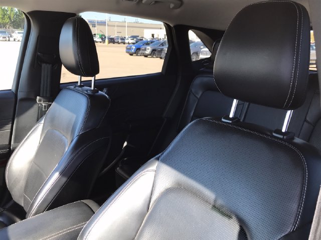 Used 2024 Ford Escape Platinum AWD/4WD image 30