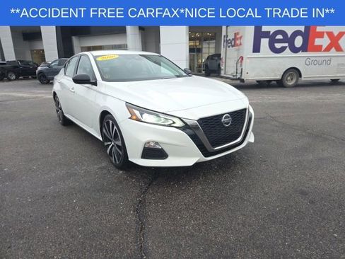 Used 2020 Nissan Altima 2.5 SR image 3