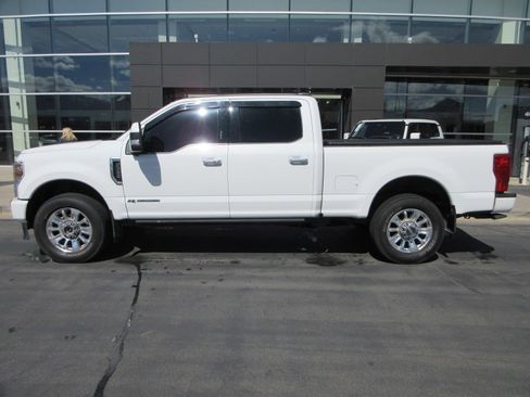 Used 2022 Ford F350 Limited AWD/4WD image 4