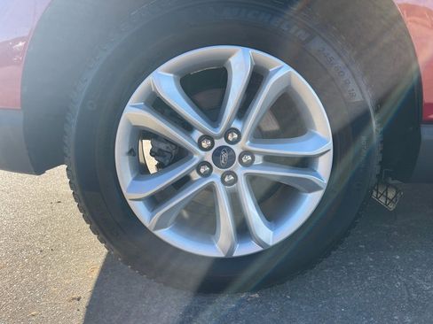 Used 2019 Ford Edge SEL w/ Equipment Group 201A image 15