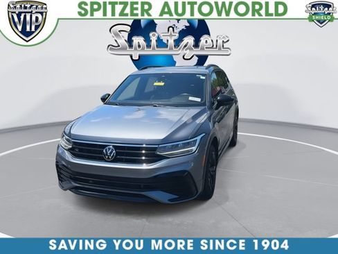 Used 2024 Volkswagen Tiguan SE R-Line FWD image 4