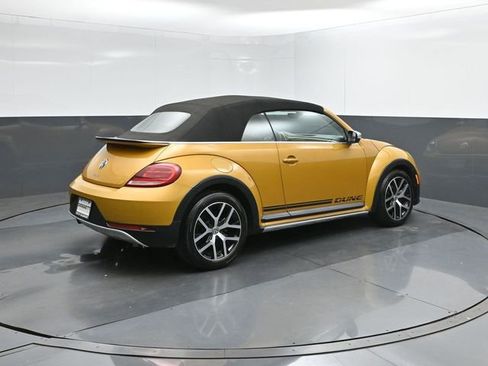 Used 2017 Volkswagen Beetle 1.8T Dune image 11