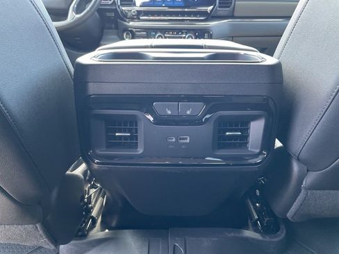 Used 2024 Chevrolet Silverado 1500 ZR2 w/ Technology Package image 27