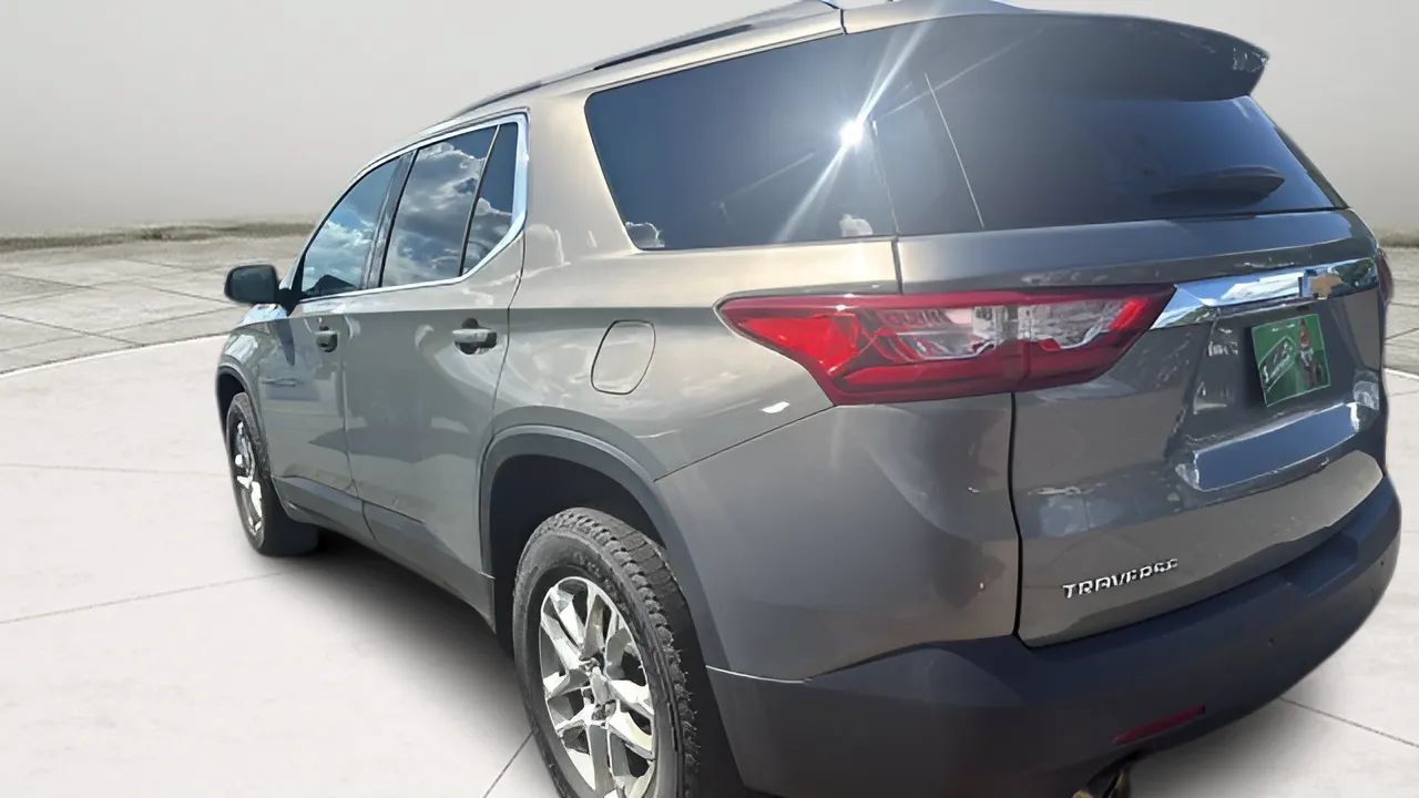 Used 2019 Chevrolet Traverse LT FWD image 4
