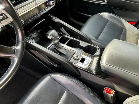 Used 2022 Kia Telluride S AWD/4WD image 17