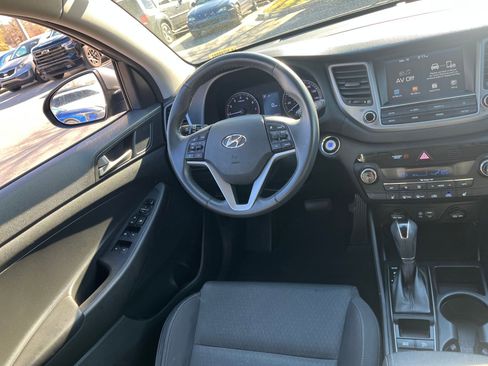 Used 2018 Hyundai Tucson Sport image 23