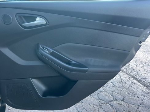 Used 2017 Ford Focus ST w/ Equipment Group 402A image 14