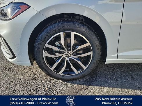 New 2026 Volkswagen Jetta SE image 17