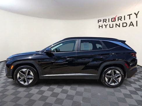 Used 2025 Hyundai Tucson SEL FWD image 7