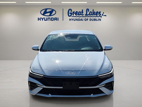 Used 2026 Hyundai Elantra Hybrid FWD image 8