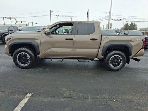 New 2026 Toyota Tacoma TRD Off-Road AWD/4WD image 4