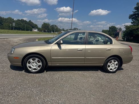 Used 2001 Hyundai Elantra GLS FWD image 4