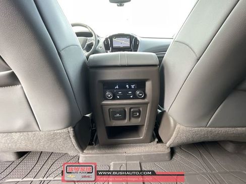Used 2019 Chevrolet Traverse Premier w/ Driver Confidence II Package image 22