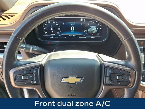 Used 2022 Chevrolet Suburban High Country w/ Max Trailering Package AWD/4WD image 4