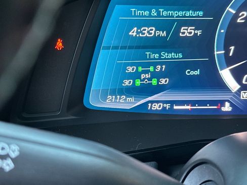 Used 2024 Chevrolet Corvette Stingray Preferred Conv w/ Z51 Performance Package image 17