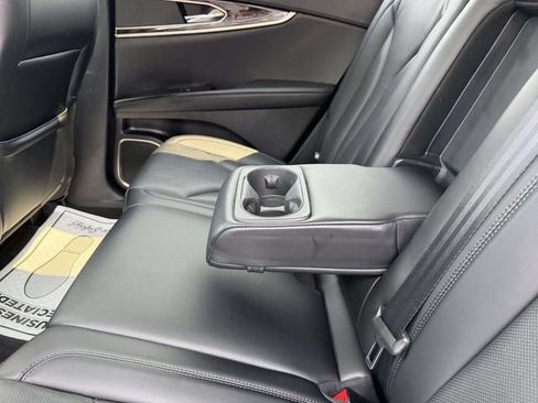 Used 2022 Lincoln Nautilus Reserve AWD/4WD image 13