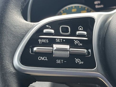 Certified 2022 Mercedes-Benz GLC 300 image 27