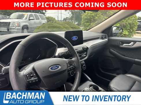 Used 2020 Ford Escape SEL FWD image 12