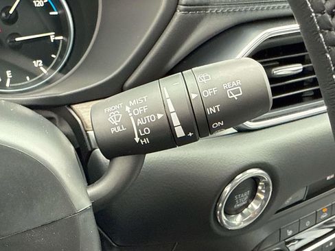 New 2025 MAZDA CX-5 Signature image 19