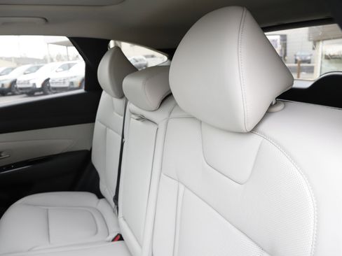 New 2026 Hyundai Tucson Limited image 17