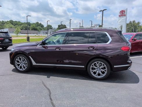 Used 2022 BMW X7 xDrive40i w/ Executive Package AWD/4WD image 4