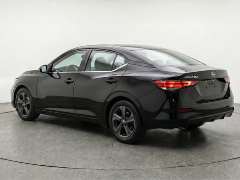 Used 2025 Nissan Sentra SV FWD image 6