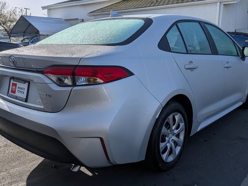 Used 2025 Toyota Corolla LE image 11