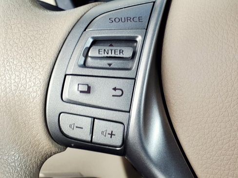 Used 2015 Nissan Altima 2.5 S w/ Power Driver Seat Package FWD image 17