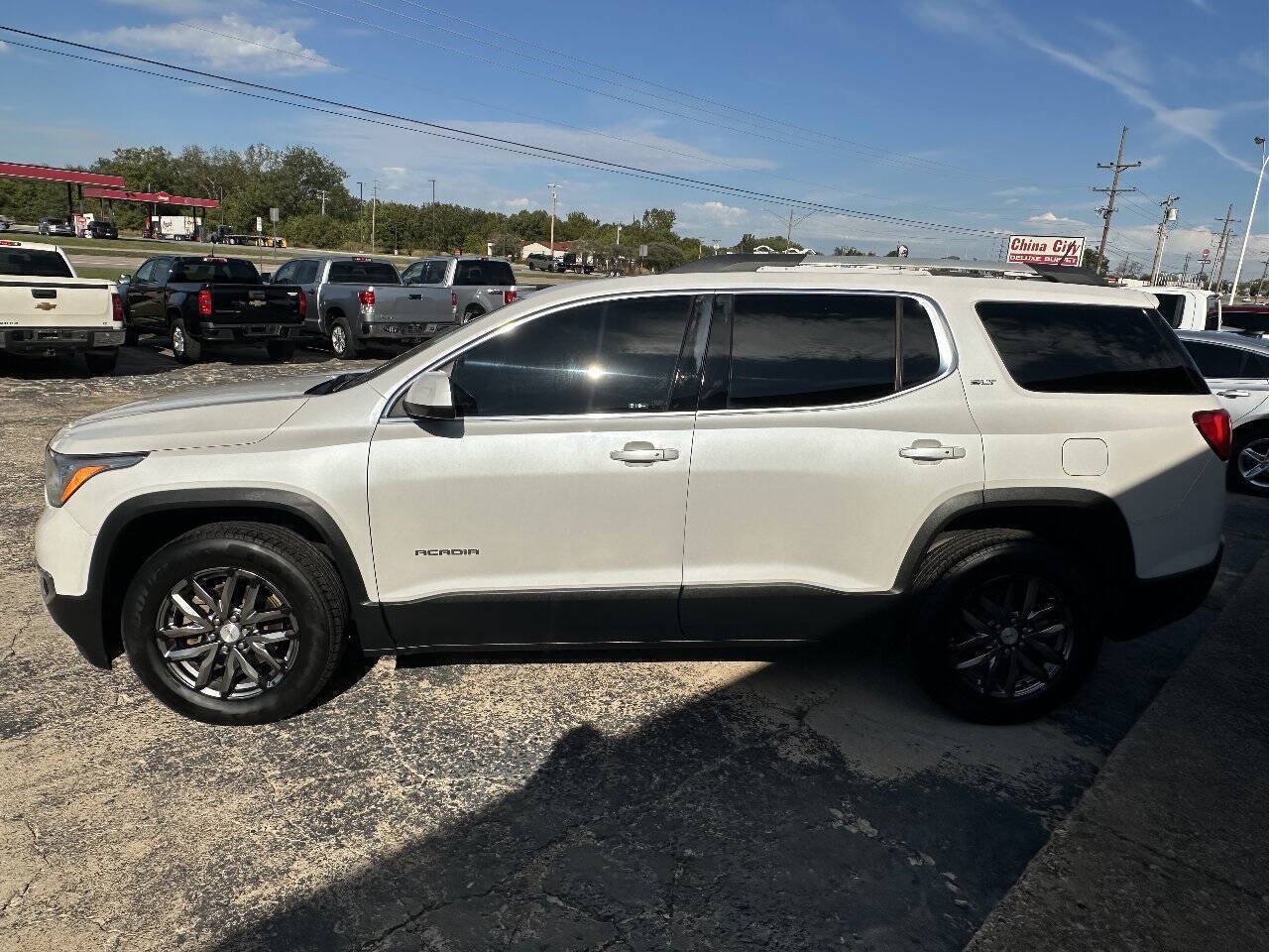 Used 2018 GMC Acadia SLT FWD image 5