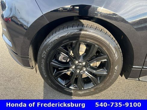 Used 2022 Ford Edge SE w/ Black Appearance Package image 36