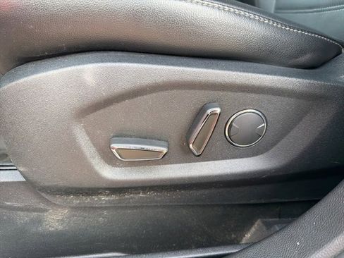 Used 2017 Ford Edge SEL w/ Equipment Group 201A image 10