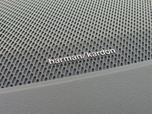 New 2026 Volvo XC90 B5 Plus w/ Protection Package Premier image 29