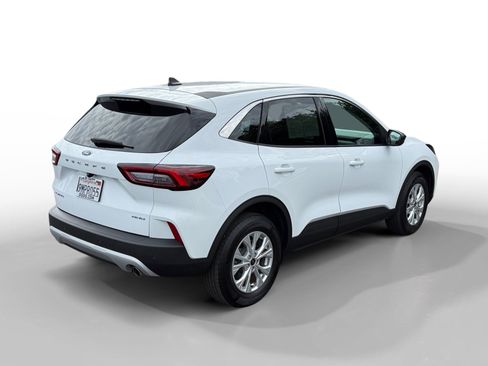 Certified 2024 Ford Escape Active w/ Tech Pack #1 AWD/4WD image 5