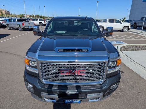 Used 2017 GMC Sierra 3500 Denali w/ Duramax Plus Package AWD/4WD image 6