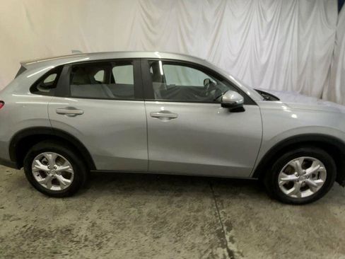 Certified 2023 Honda HR-V LX image 9