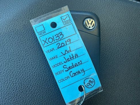 Used 2019 Volkswagen Jetta SEL FWD image 37