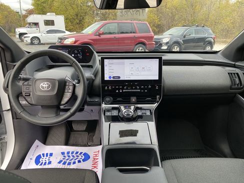 Used 2024 Toyota bZ4X XLE image 5